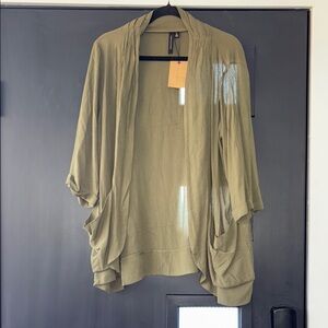 🍋NWT Knotsisters Size L Olive Green Kimono